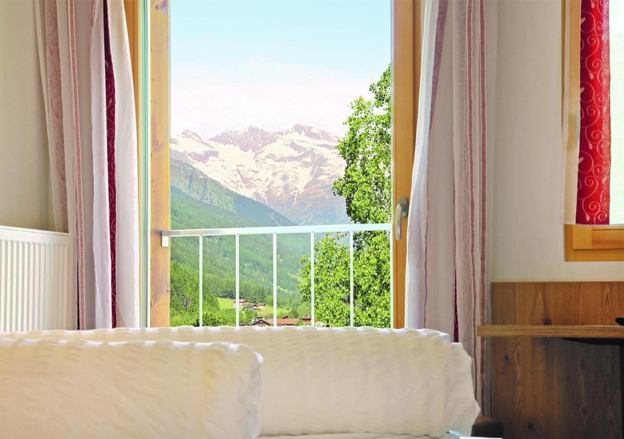Pension Alpenhof B&B كولّي إيساركو المظهر الخارجي الصورة