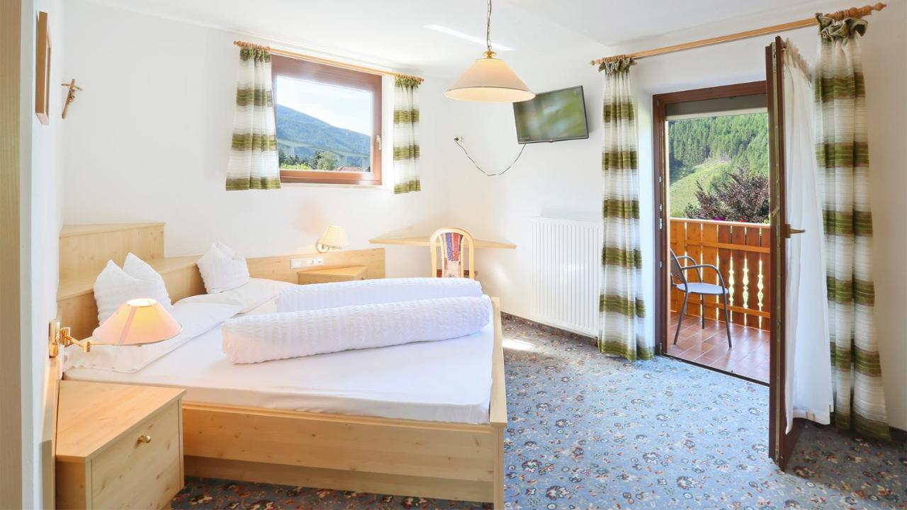 Pension Alpenhof B&B كولّي إيساركو المظهر الخارجي الصورة