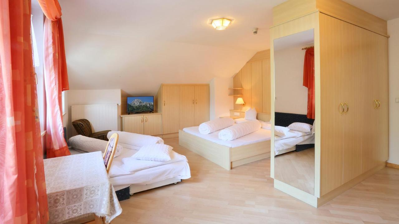 Pension Alpenhof B&B كولّي إيساركو المظهر الخارجي الصورة