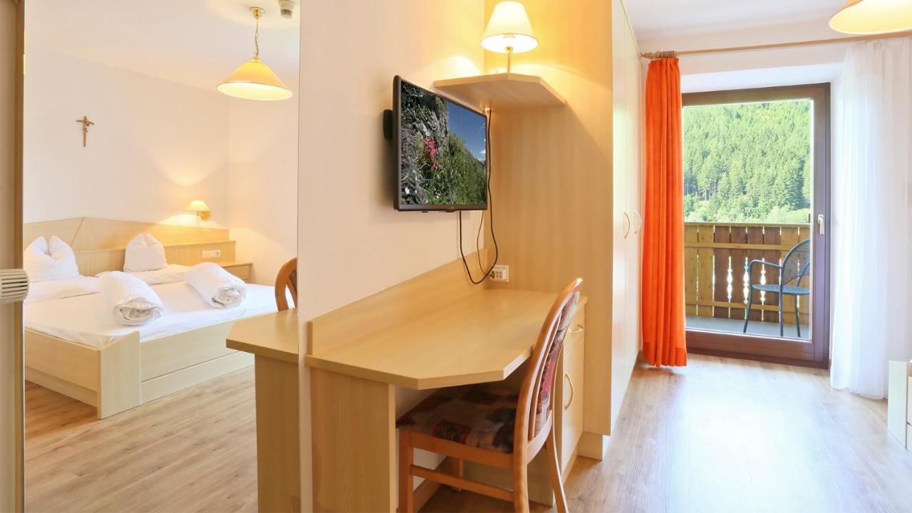 Pension Alpenhof B&B كولّي إيساركو المظهر الخارجي الصورة