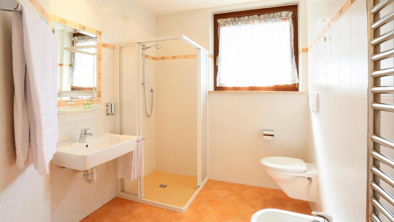 Pension Alpenhof B&B كولّي إيساركو المظهر الخارجي الصورة